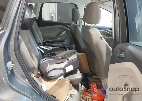 2014 Ford Escape Se z USA, uszkodzony, nr VIN 1FMCU9G94EUC45874